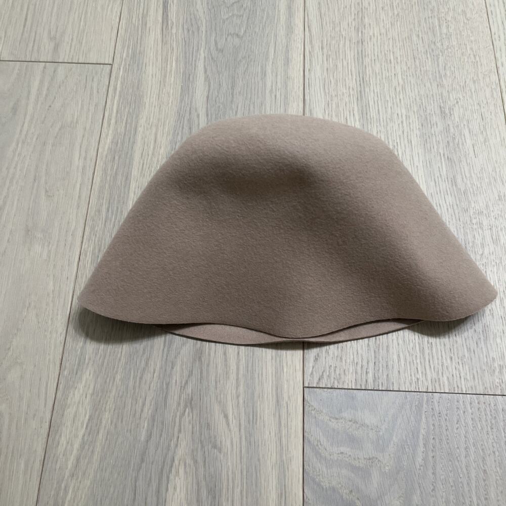 Anthropologie Women's Cloche Hat - Picture 3 of 6
